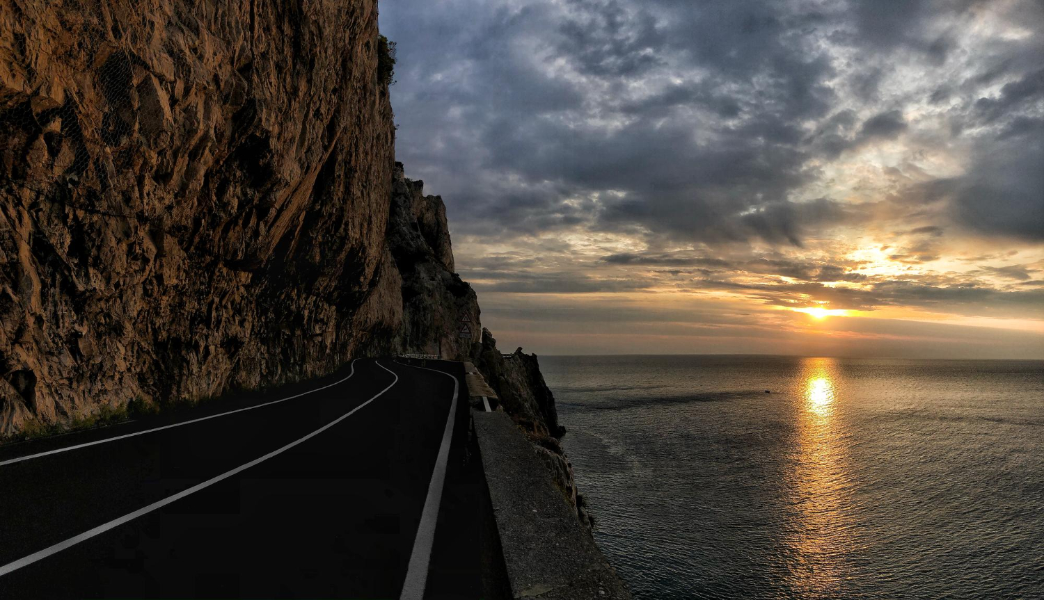 Puzzle Carretera al lado del mar